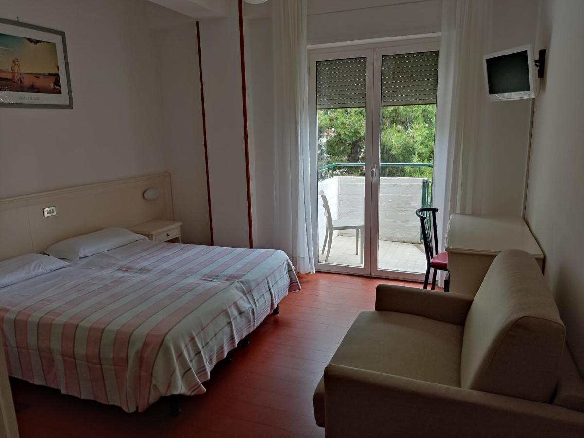 Hotel Ristorante Il Grillo Acquaviva Picena Luaran gambar