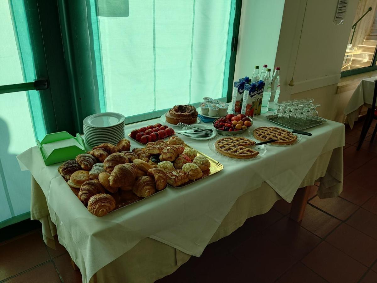 Hotel Ristorante Il Grillo Acquaviva Picena Luaran gambar
