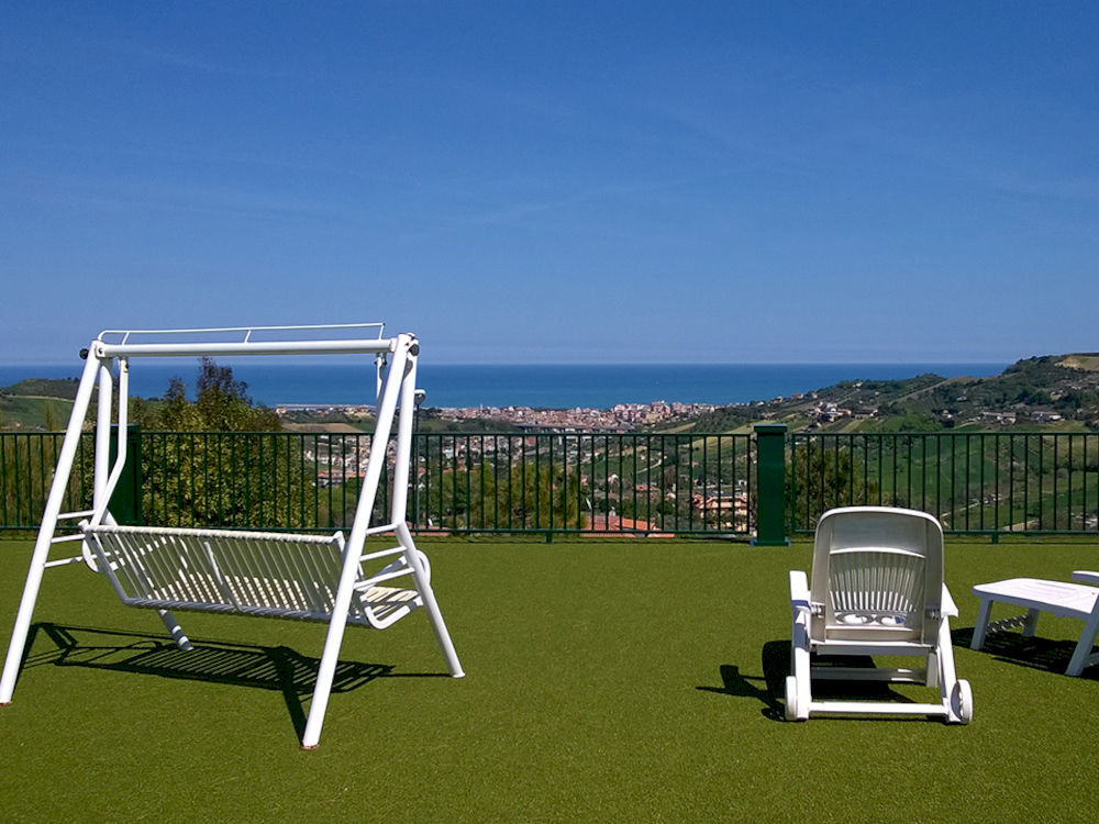 Hotel Ristorante Il Grillo Acquaviva Picena Luaran gambar